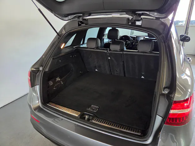 Mercedes-Benz GLC 300 AMG Line 4m