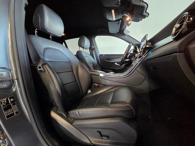 Mercedes-Benz GLC 300 AMG Line 4m