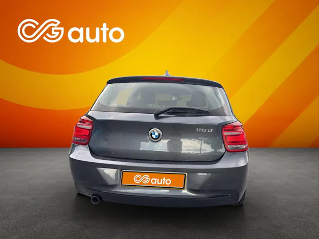 BMW 116d Sport Line Steptronic " MOTOR DEFEKT"