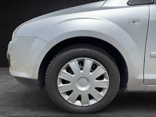 Ford Focus 1.8i Benzin Trend