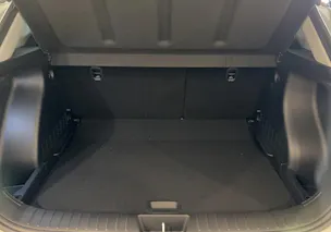 Hyundai Kona 1.6 GDi HEV Amplia DCT
