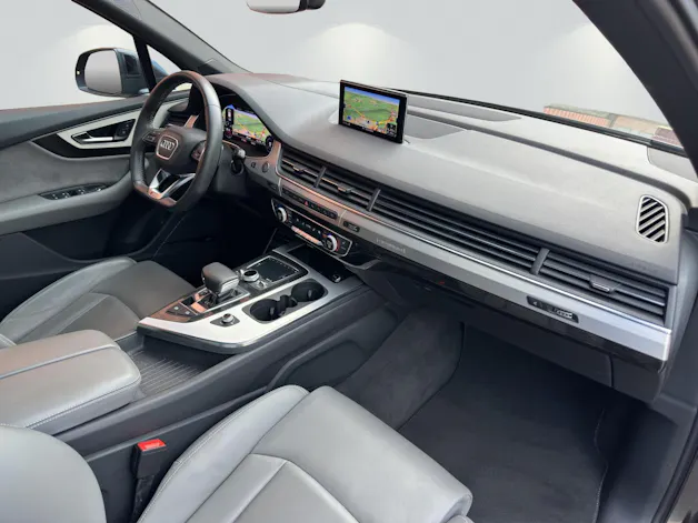 Audi Q7 50 TDI quattro tiptronic