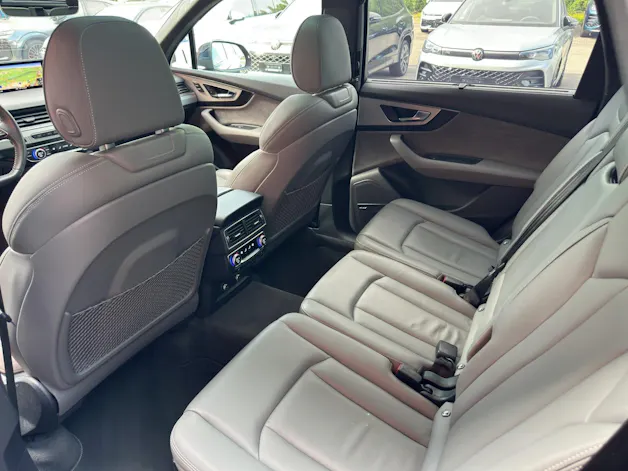 Audi Q7 50 TDI quattro tiptronic