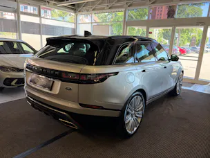 Land Rover Range Rover Velar R-Dynamic P 300 HSE | CH Fahrzeug | Panorama | Oyster | Luftfederung | Lückenlos Service |