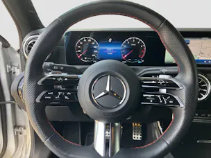 Mercedes-Benz A 180 AMG Line