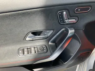 Mercedes-Benz A 180 AMG Line