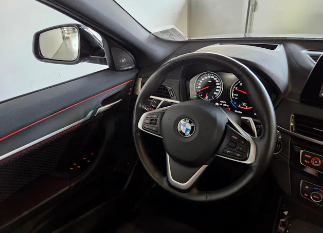 BMW X2 20i xDrive SAG