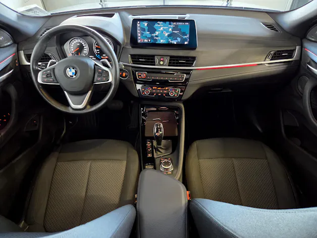 BMW X2 20i xDrive SAG