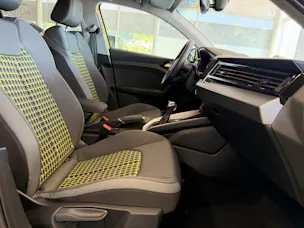 Audi A1 Sportback 35 TFSI advanced | CH Fahrzeug | Technikpaket LED | MMI Navi Plus | Kamera | Virtual Cockpit |
