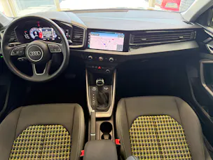 Audi A1 Sportback 35 TFSI advanced | CH Fahrzeug | Technikpaket LED | MMI Navi Plus | Kamera | Virtual Cockpit |