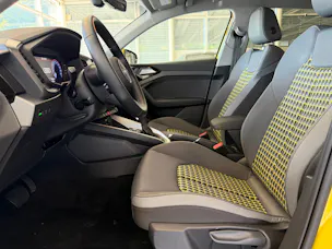 Audi A1 Sportback 35 TFSI advanced | CH Fahrzeug | Technikpaket LED | MMI Navi Plus | Kamera | Virtual Cockpit |