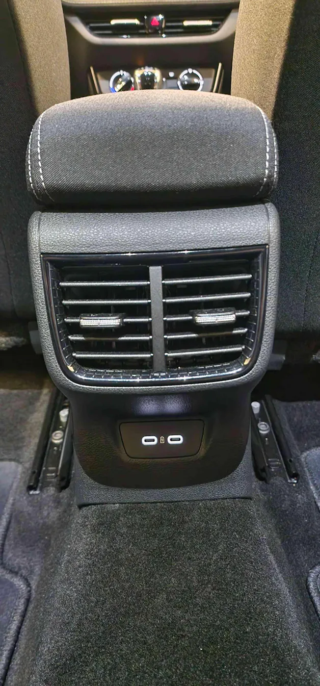 Škoda Fabia 1.0 TSI Selection DSG