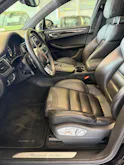 Porsche Macan Turbo PDK | CH Fahrzeug | Swiss Package | 21" | PANORAMA | AHK elektr. | Luftfederung | DAB |