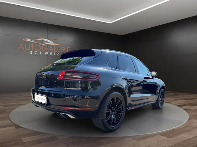 Porsche Macan Turbo PDK | CH Fahrzeug | Swiss Package | 21" | PANORAMA | AHK elektr. | Luftfederung | DAB |