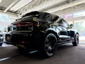 Porsche Macan Turbo PDK | CH Fahrzeug | Swiss Package | 21" | PANORAMA | AHK elektr. | Luftfederung | DAB |