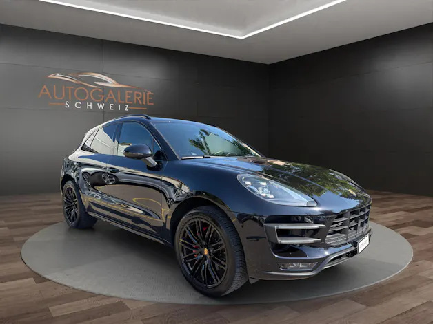 Porsche Macan Turbo PDK | CH Fahrzeug | Swiss Package | 21" | PANORAMA | AHK elektr. | Luftfederung | DAB |