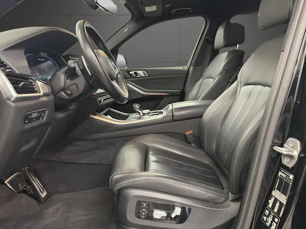 BMW X5 M50i xDrive