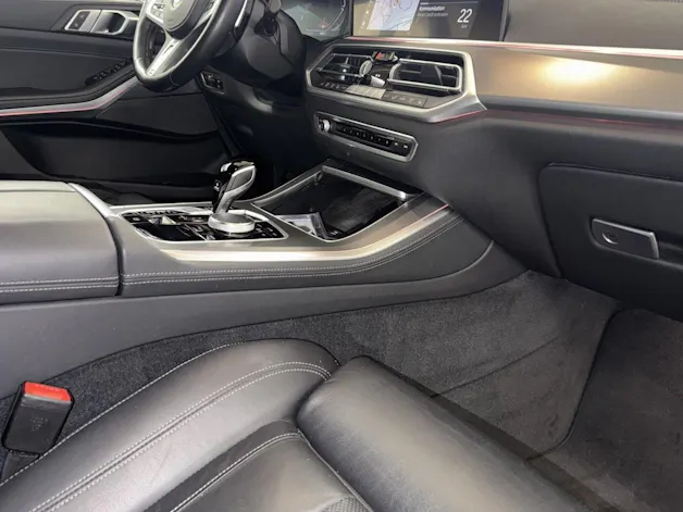 BMW X5 M50i xDrive