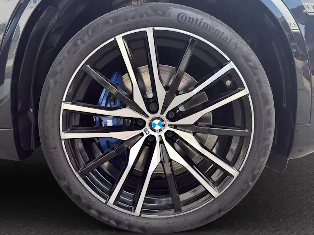 BMW X5 M50i xDrive