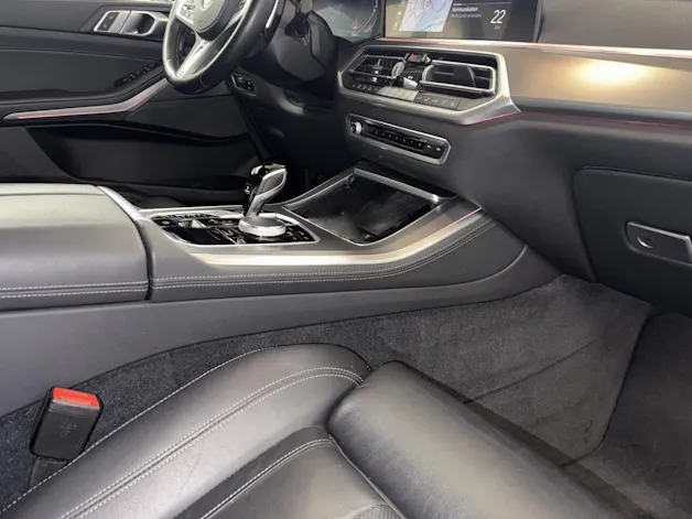 BMW X5 M50i xDrive