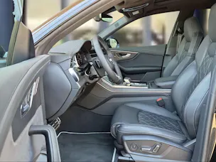 Audi SQ8 SUV TFSI quattro tiptronic Mythosschwarz Metallic