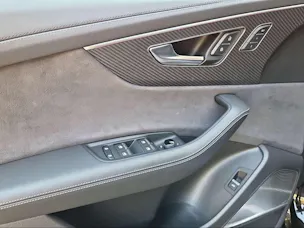 Audi SQ8 SUV TFSI quattro tiptronic Mythosschwarz Metallic