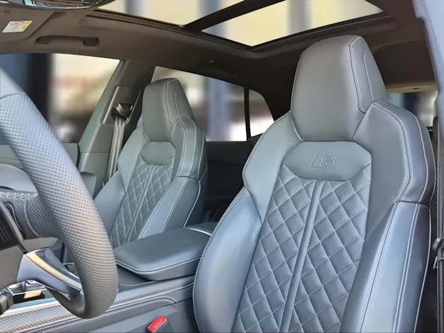 Audi SQ8 SUV TFSI quattro tiptronic Mythosschwarz Metallic