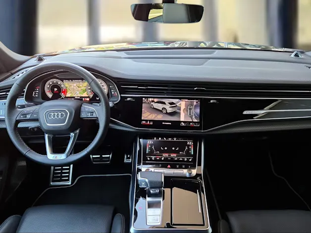 Audi SQ8 SUV TFSI quattro tiptronic Mythosschwarz Metallic