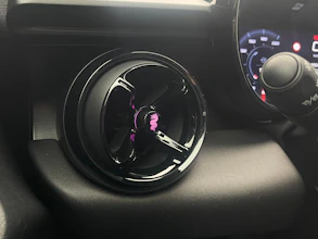 https://vehicle.imgix.net/4366528/750876db-4307-4014-83e6-d97865f18fe8.jpeg