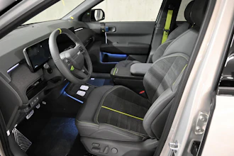 https://vehicle.imgix.net/4366533/4bf86602-b47a-4579-b65a-b64cb1e432da.jpg