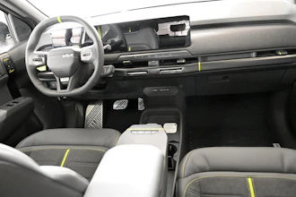 https://vehicle.imgix.net/4366533/eb14c834-99fd-45f4-ba38-3bb9b45e1cdc.jpg