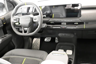 https://vehicle.imgix.net/4366533/fb54a864-4fa0-4bb6-887a-82caaf8f4b72.jpg