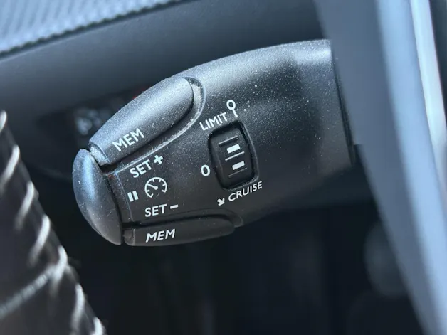 Peugeot 208 1.2 PureTech 100 Active