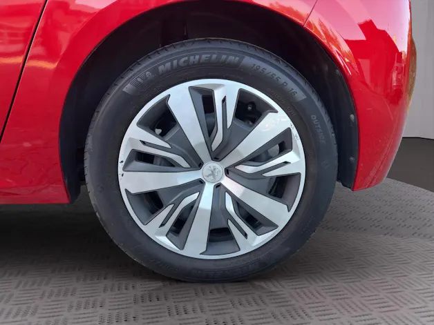 Peugeot 208 1.2 PureTech 100 Active