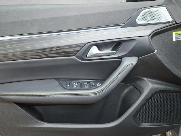 Peugeot 508 SW 1.6 Plug-in Hybrid4 PSE