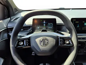 MG 3 1.5 Hybrid Luxury