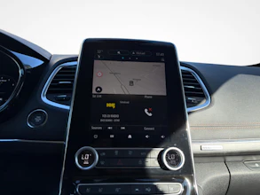 https://vehicle.imgix.net/4366614/63548838-b5f7-459c-8bf7-f81638474e86.jpg