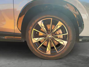 MG HS 1.5 Hybrid Luxury