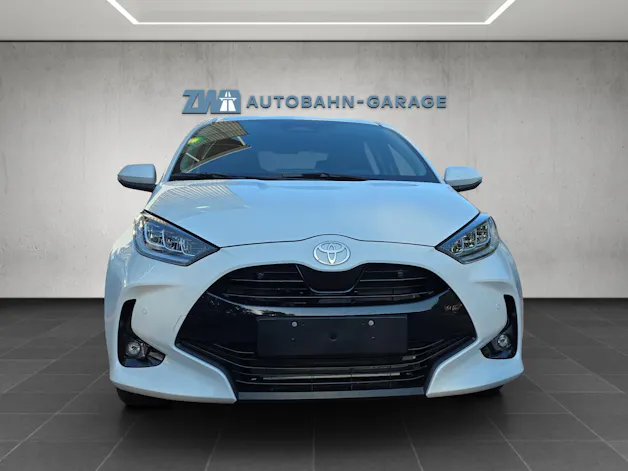 Toyota Yaris 1.5 VVT-i HSD Trend