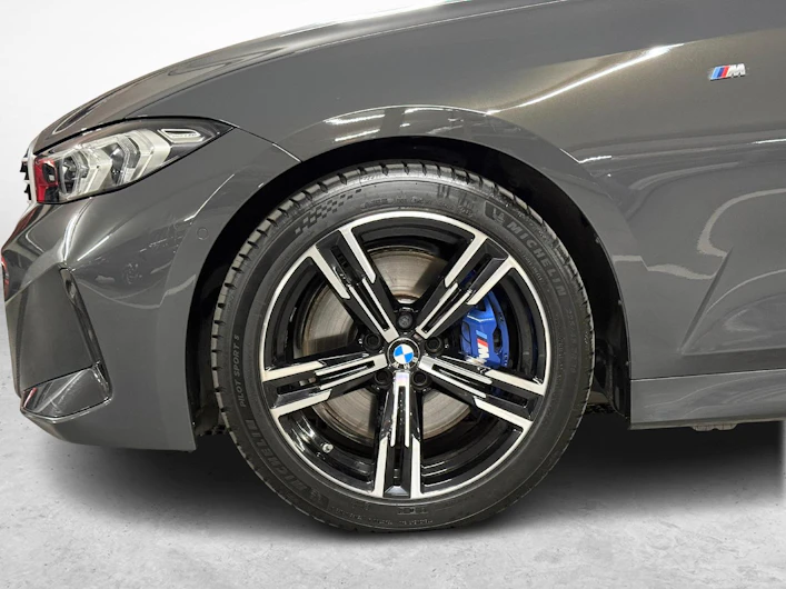 Fahrzeugbild BMW 3 SERIES