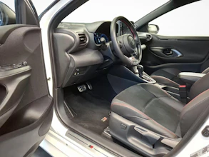 https://vehicle.imgix.net/4366648/2ca7caad-a06a-4398-99a8-bd8132f5b83c.jpg