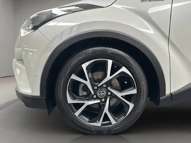 Toyota C-HR 1.8 VVTi HSD Trend