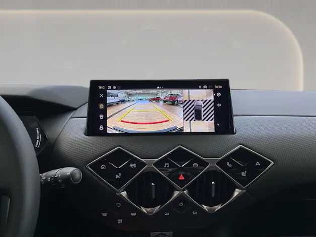DS Automobiles 3 Hybrid 145 e-DCS6 PALLAS