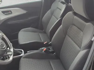 Suzuki Swift 1.2 Sakura Top Hybrid