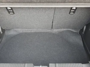Suzuki Swift 1.2 Sakura Top Hybrid