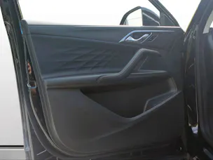 MG HS 1.5 Hybrid Luxury