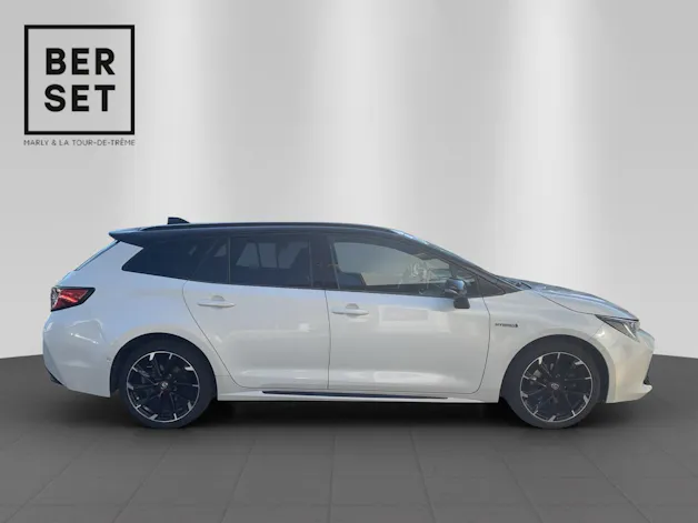 Toyota Corolla Touring Sports 2.0 HSD GR-S