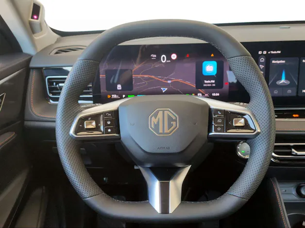 MG HS 1.5 Hybrid Luxury