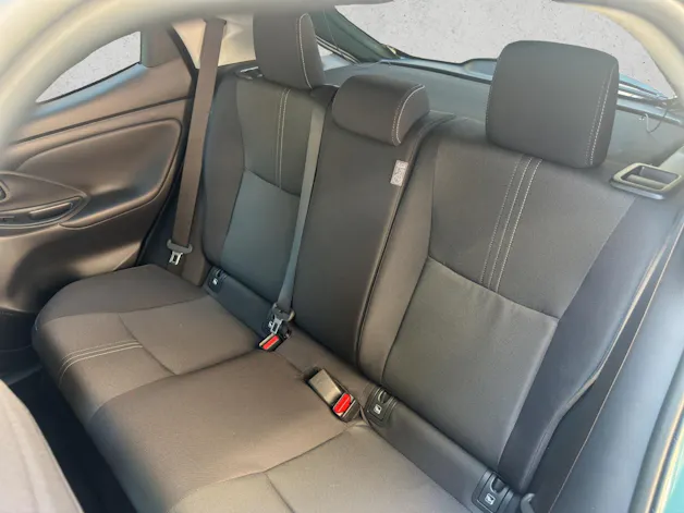 Toyota Yaris 1.5 VVT-i HSD Trend
