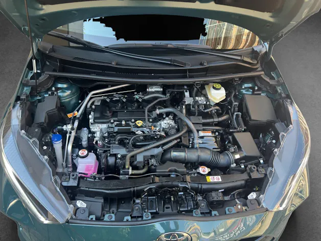 Toyota Yaris 1.5 VVT-i HSD Trend